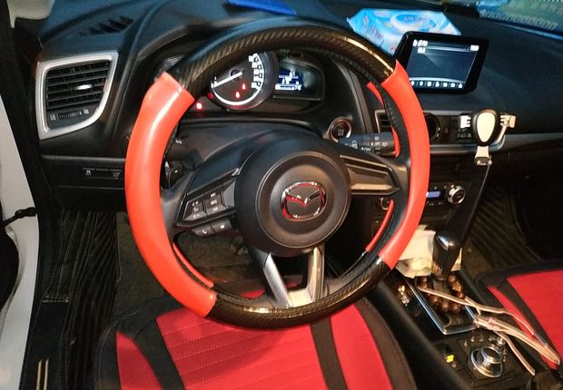 马自达3昂克赛拉 2017款 2.0L 自动 5门5座两厢车 豪华型 (国Ⅴ) 
