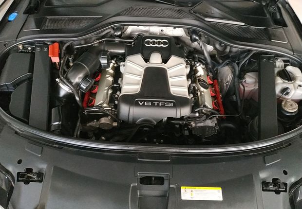 奥迪A8L [进口] 2011款 3.0T 自动 汽油 尊贵型 