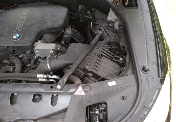 宝马5系GT 528i [进口] 2015款 2.0T 自动 汽油 豪华型 