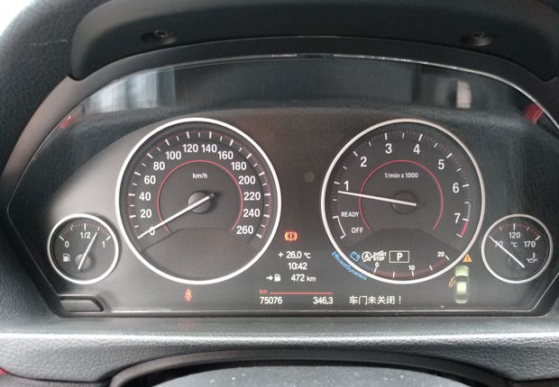 宝马3系 320i 2014款 2.0T 自动 汽油 运动设计套装 (国Ⅴ) 