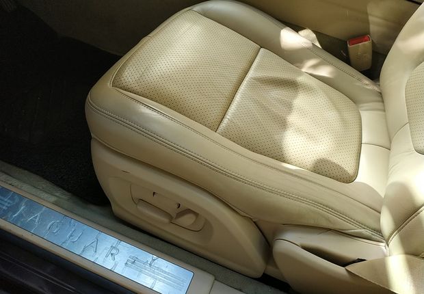 捷豹XF [进口] 2009款 3.0L 自动 豪华版 