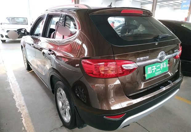 中华V5 2012款 1.5T 手动 前驱 运动型 (国Ⅳ) 
