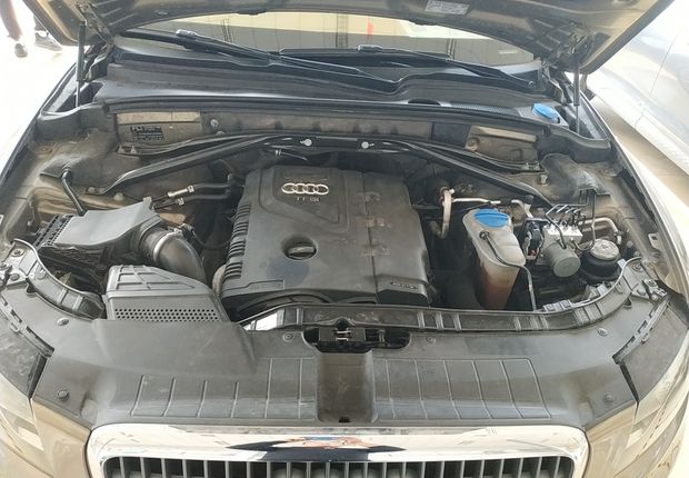 奥迪Q5 2011款 2.0T 自动 四驱 汽油 舒适型 (国Ⅳ) 