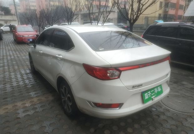 北汽昌河A6 2018款 1.5L 自动 前驱 尊贵版 (国Ⅴ) 