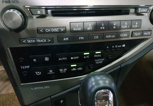 雷克萨斯RX 270 [进口] 2013款 2.7L 自动 前驱 精英版 