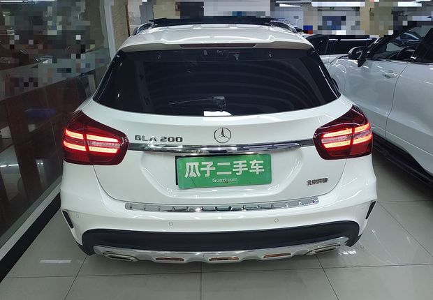 奔驰GLA 200 2019款 1.6T 自动 时尚型 (国Ⅵ) 