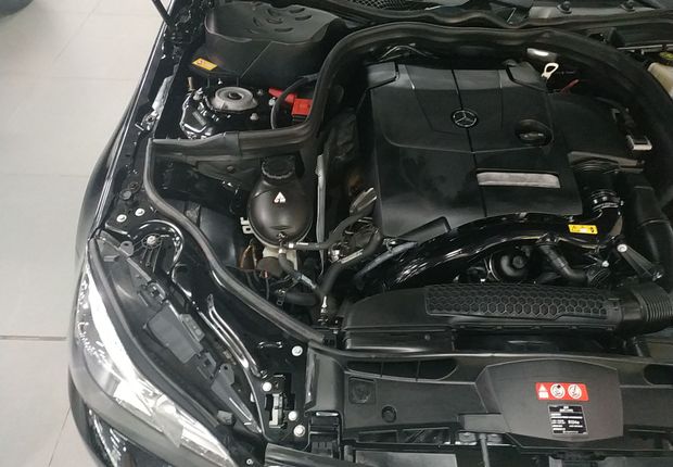 奔驰E级 E260L 2015款 2.0T 自动 汽油 改款 (国Ⅴ) 
