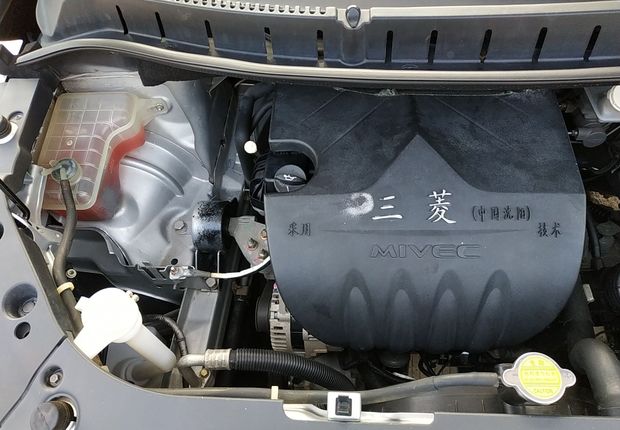 东风风行景逸X3 2014款 1.5L 手动 前驱 豪华型 (国Ⅳ) 