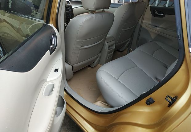 日产骐达 2011款 1.6L 自动 舒适型 (国Ⅳ) 