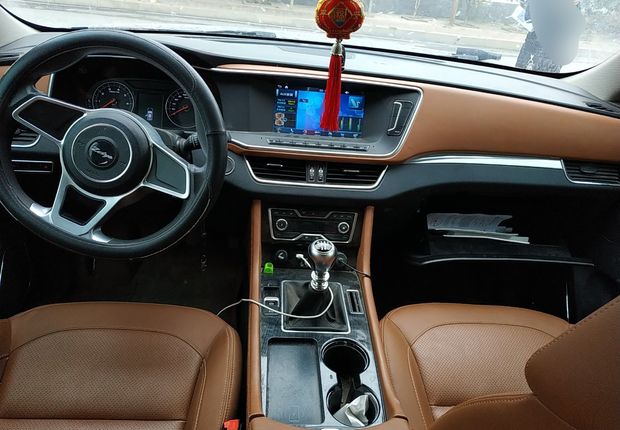 众泰T600 Coupe 2017款 1.5T 手动 豪华型 (国Ⅴ) 