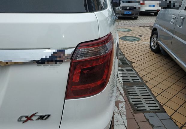 长安欧尚CX70 2016款 1.6L 手动 豪华型 (国Ⅴ) 