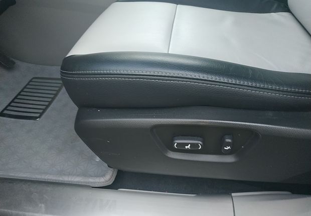 雪佛兰科帕奇 [进口] 2011款 2.4L 自动 四驱 舒适型 