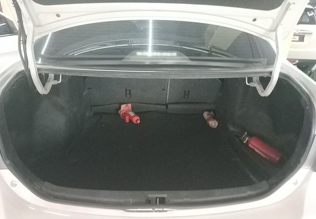 丰田卡罗拉 2012款 1.6L 自动 GL炫装版 (国Ⅳ) 