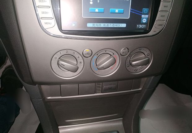 福特福克斯 2012款 1.8L 手动 两厢轿车 经典基本型 (国Ⅳ) 
