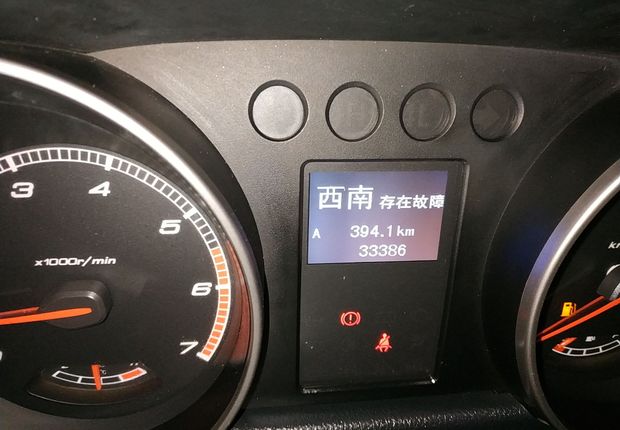 北京40 2014款 2.4L 手动 四驱 穿越版 (国Ⅳ) 