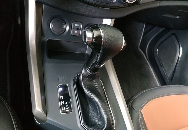 海马S5 2015款 1.5T 自动 前驱 豪华型 (国Ⅴ) 
