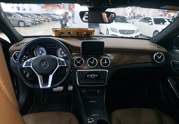 奔驰GLA 260 2015款 2.0T 自动 运动型 (国Ⅴ) 