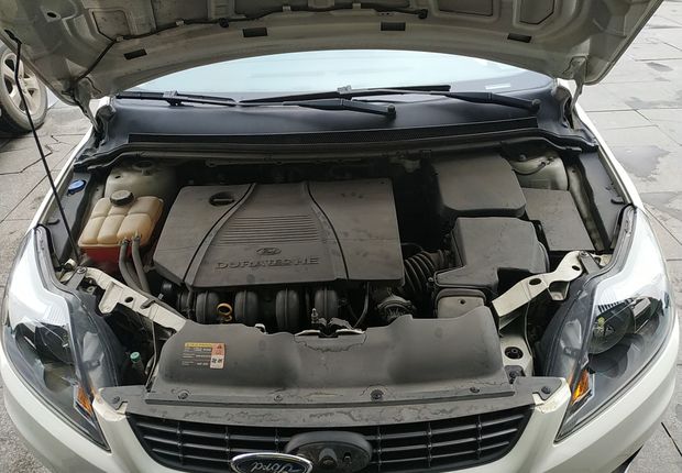 福特福克斯 2012款 1.8L 手动 两厢轿车 经典基本型 (国Ⅳ) 
