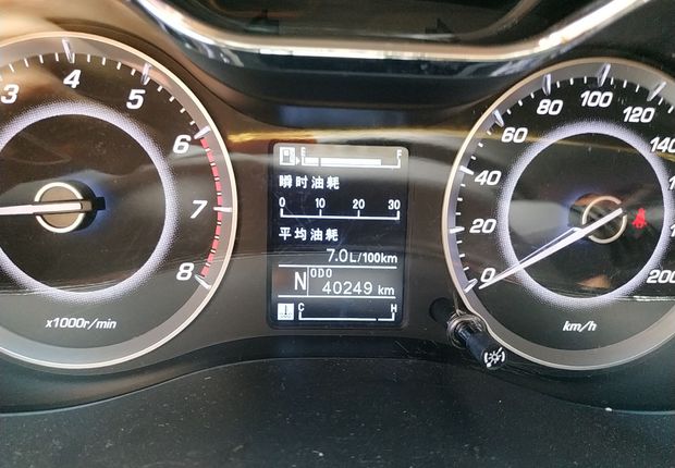 宝骏560 2016款 1.8L 自动 豪华型 (国Ⅴ) 