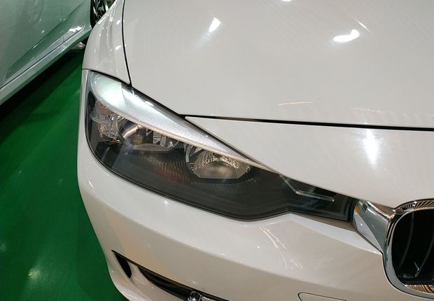 宝马3系 320i 2014款 2.0T 自动 汽油 进取型 (国Ⅳ) 