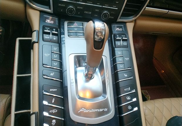 保时捷Panamera [进口] 2013款 3.6L 自动 汽油 铂金版 