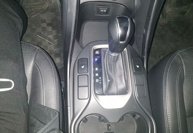 现代新胜达 [进口] 2013款 3.0L 自动 四驱 舒适导航改款版 (欧Ⅴ) 