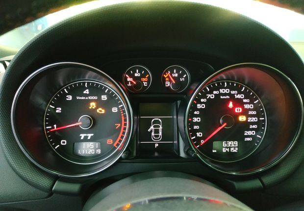奥迪TT [进口] Coupe 2011款 2.0T 自动 汽油 
