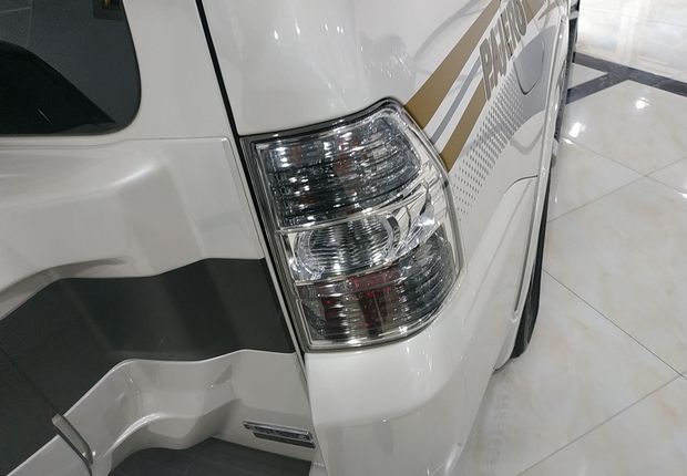 三菱帕杰罗 [进口] 2012款 3.8L 自动 四驱 尊贵版 