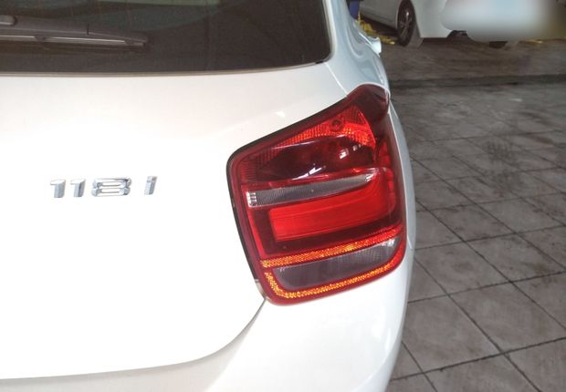 宝马1系 118i [进口] 2013款 1.6T 自动 汽油 改款领先版 