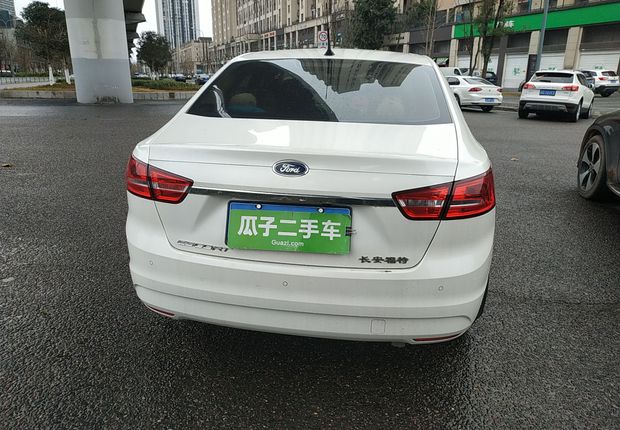 福特福睿斯 2015款 1.5L 自动 时尚型 (国Ⅴ) 
