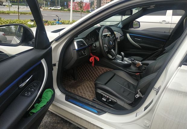 宝马3系 320i 2019款 2.0T 自动 汽油 M运动套装 (国Ⅴ) 