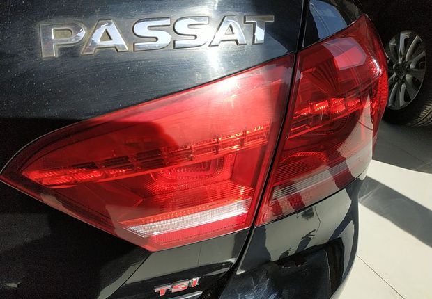 大众帕萨特 2011款 2.0T 自动 汽油 御尊版 (国Ⅳ) 